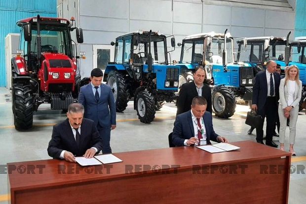 Gəncə Avtomobil Zavodu ilə Belarusun iki müəssisəsi arasında memorandumlar imzalanıb - FOTO