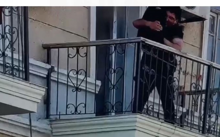 Bakıda polis özünü təhlükəyə ataraq tüstüdən zəhərlənən şəxsi xilas edib