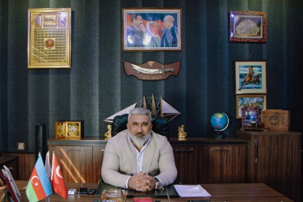 “Qarabağ və Şərqi Zəngəzurun cənnətməkana çevrilməsi cənab prezidentin əsas məqsədidir” - Emil Səməndərov