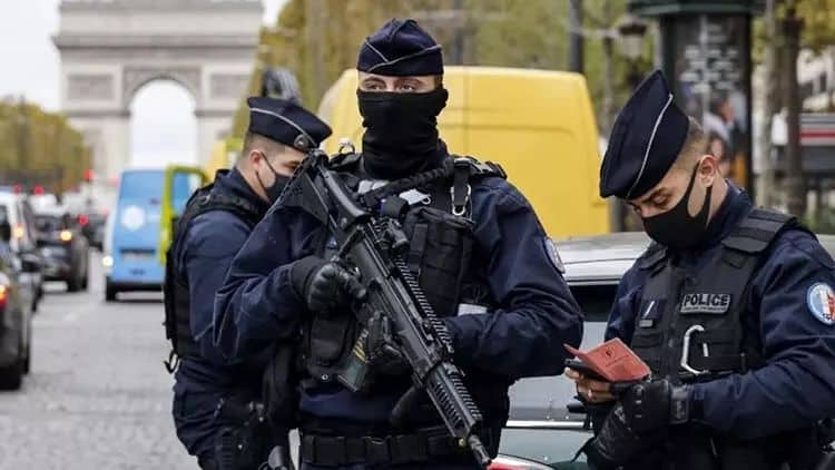 Qətər səfirliyində 1 nəfər öldürülüb