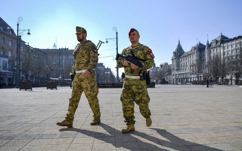 Macarıstanda Ukraynadakı müharibə fonunda fövqəladə vəziyyət elan edilib