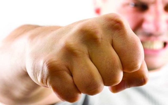 Bakıda bir yumruqla adam öldürən şəxs - “Düşündüm ki, aktyorluq edir”