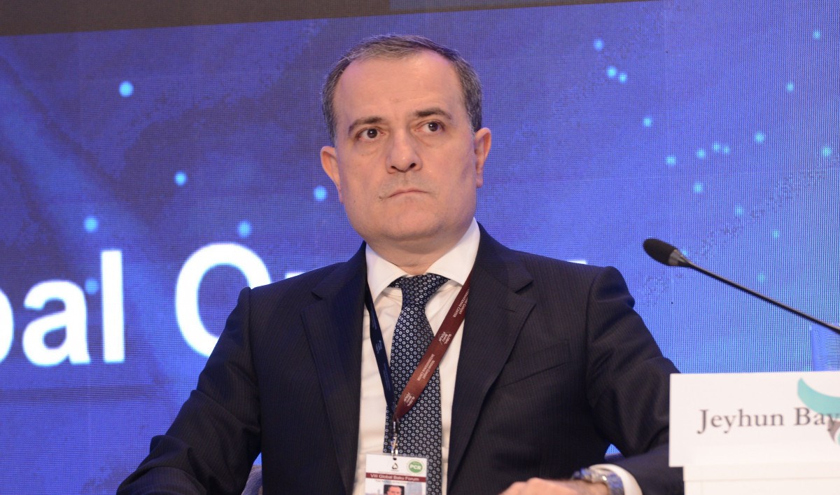 Ceyhun Bayramov Bolqarıstana rəsmi səfərə gedib