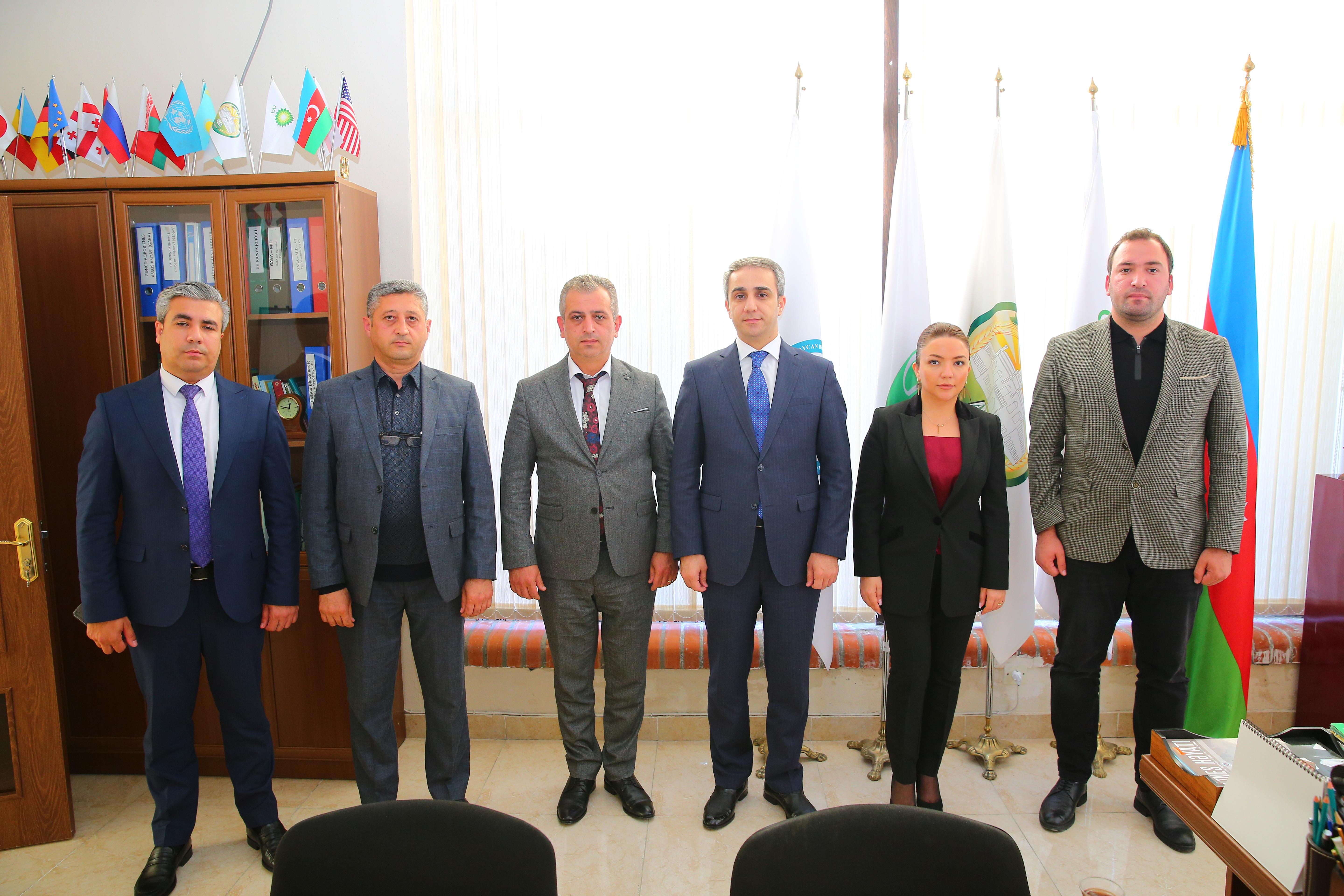 “QHT ziyarətləri” layihəsi çərçivəsində Gəncə və Şəmkirdə görüşlər keçirilib