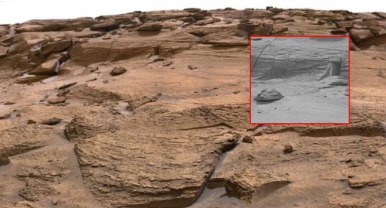 Marsda görülən sirli qapı: 