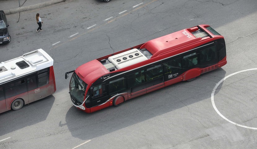 В Баку с 1 июня в автобусах заработают кондиционеры