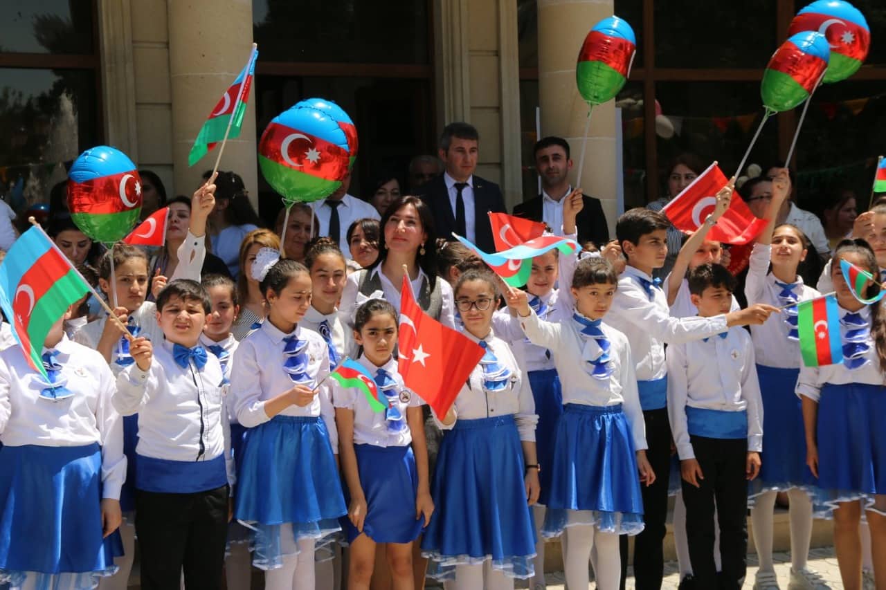 Bərdə rayonunda 1 iyun Uşaqların Beynəxalq Müdafiəsi günü münasibətilə tədbir keçirilib