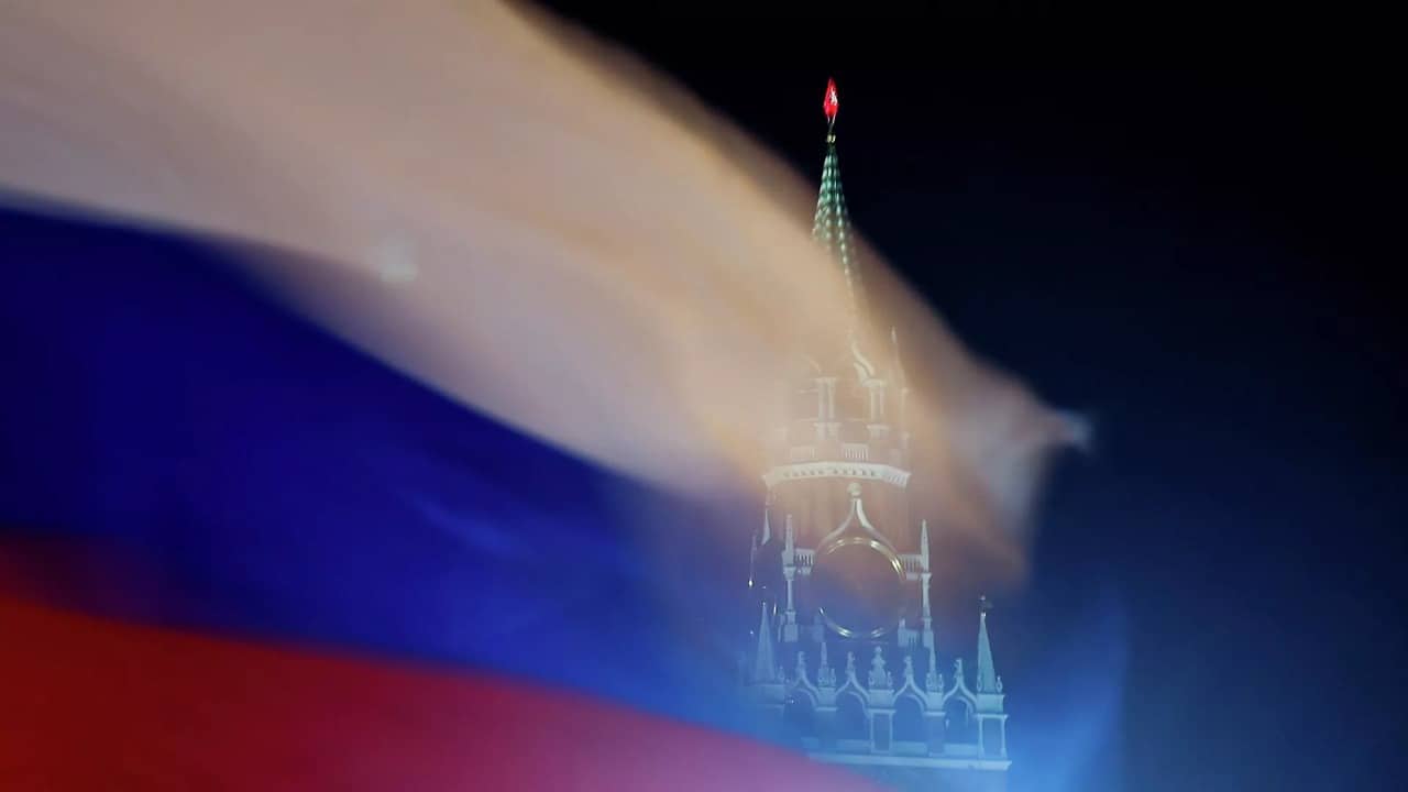 Rusiya Çernoqoriya səfirliyinin əməkdaşını ölkədən çıxaracaq