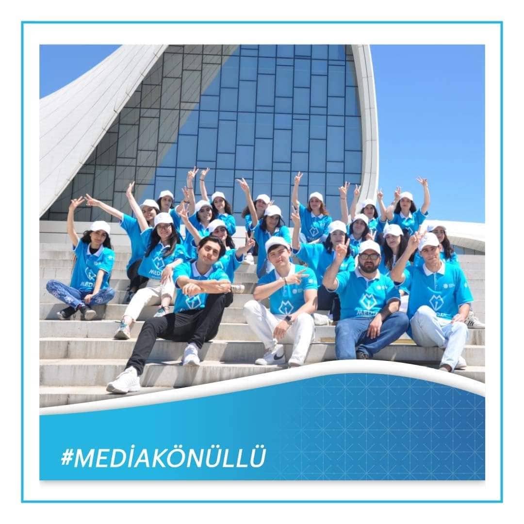 Qeydiyyat və müsahibə mərhələsindən uğurla keçən yeni MEDİA könüllüləri fəaliyyətə başladı.