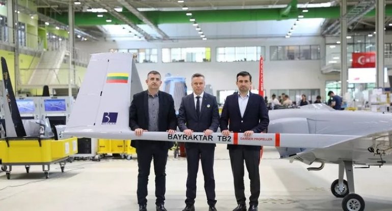 Türkiyə Litvaya Bayraktar TB2 hədiyyə etdi