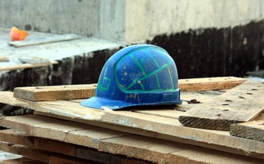 Biləsuvarda həyatı xilas edilən fəhlə ikinci dəfə bədbəxt hadisə ilə üzləşibmiş