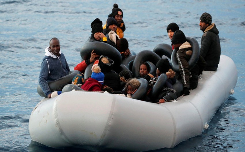 La-Manş boğazında Britaniyaya keçməyə çalışan 43 miqrant xilas edilib