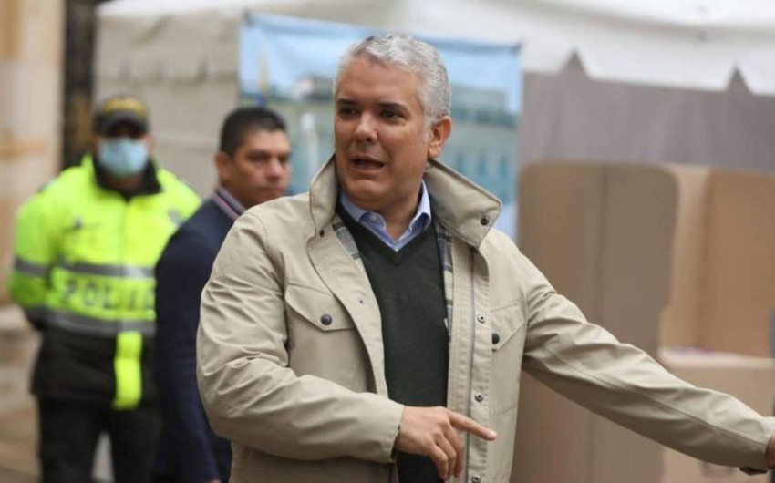 Kolumbiyada məhkəmə ölkə Prezidentinin ev dustaqlığı barədə qərar çıxarıb