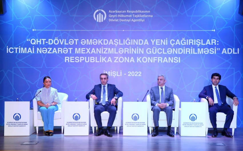 QHT-dövlət münasibətlərinə həsr olunan növbəti konfrans keçirilib