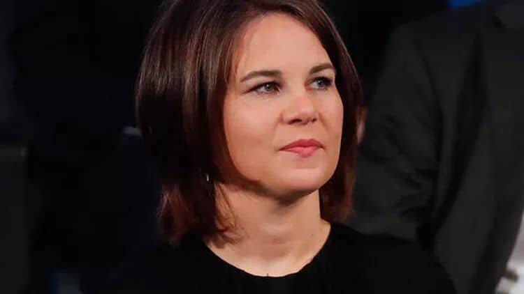 Almaniyanın xarici işlər naziri koronavirusa yoluxub