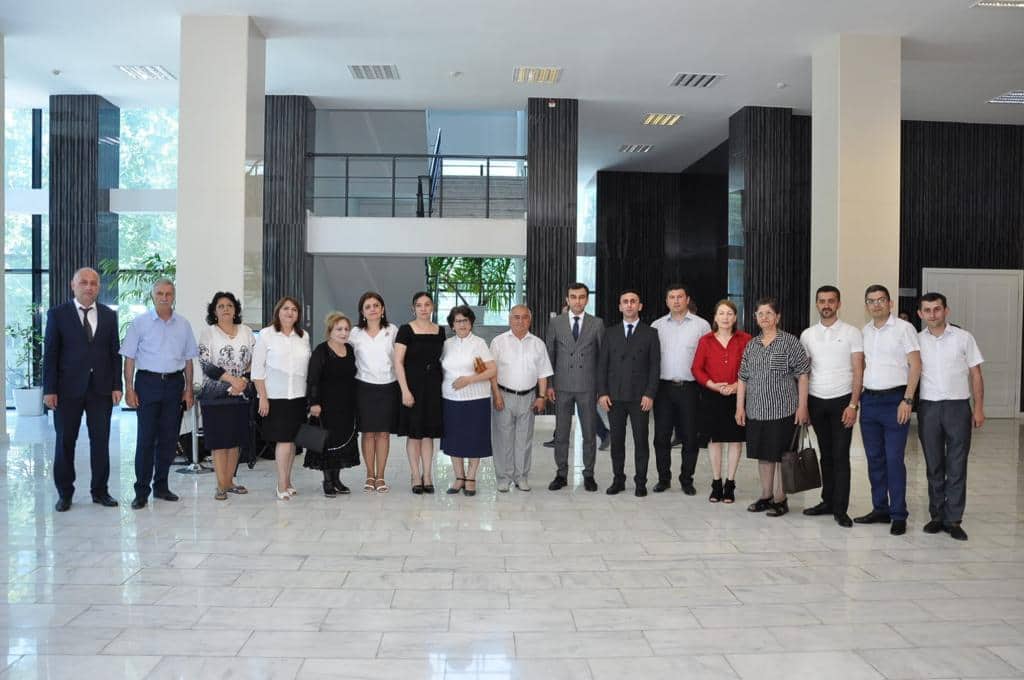 Mingəçevir şəhər Heydər Əliyev Mərkəzində “Ulu Gəncənin inciləri” adlı yaradıcılıq sərgisi keçirilib