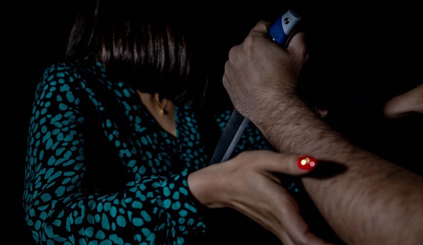 Şəmkirdə arvadı və qızını öldürməkdə təqsirləndirilən şəxsin məhkəməsi başlayır