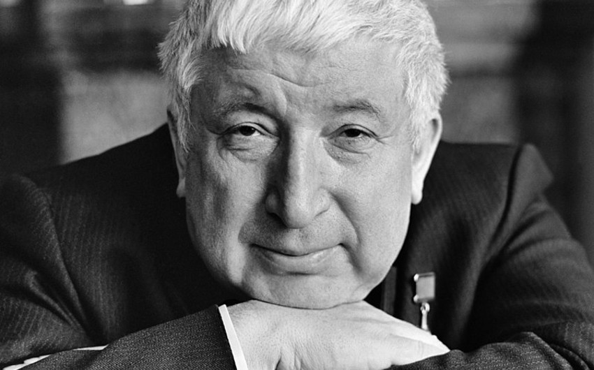 Azərbaycan, Monqolustan, Qırğızıstan və Belarusda Rəsul Həmzətovun ildönümü qeyd olunacaq