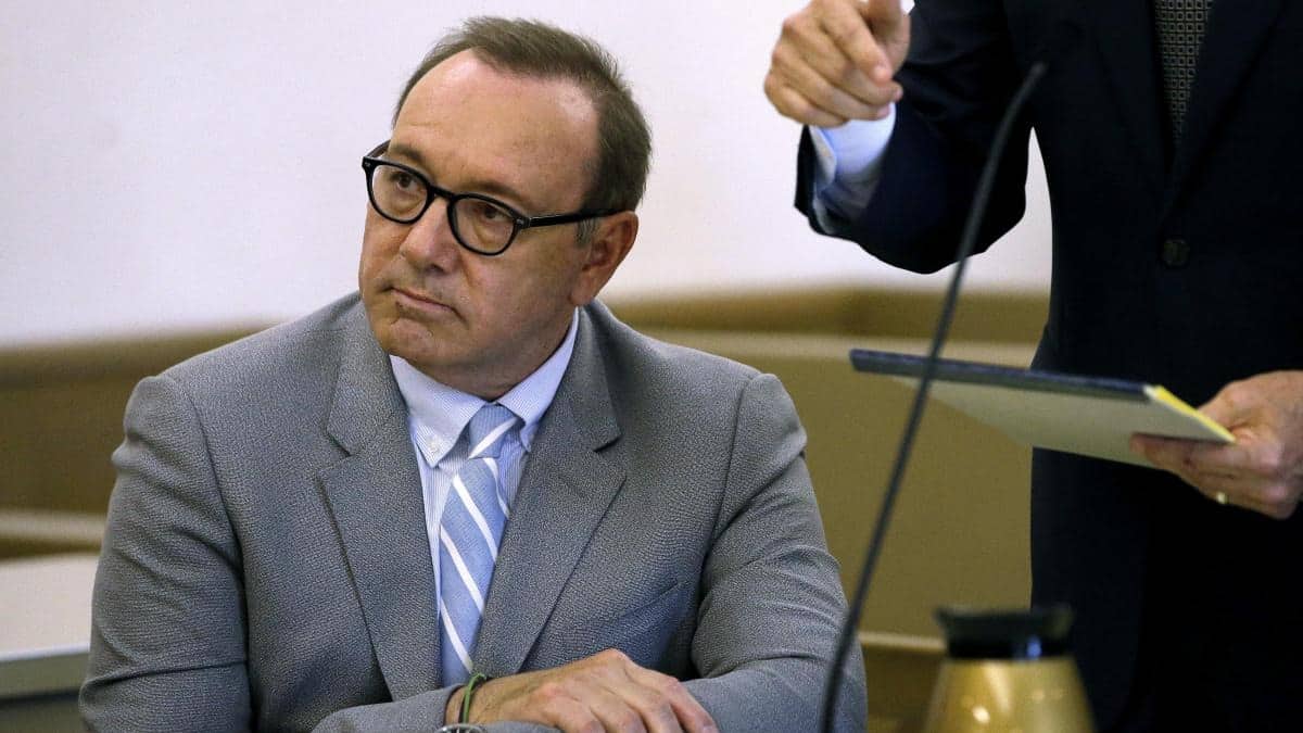 “Hollywood” ulduzu İngiltərədə məhkəmə qarşısına çıxarılacaq