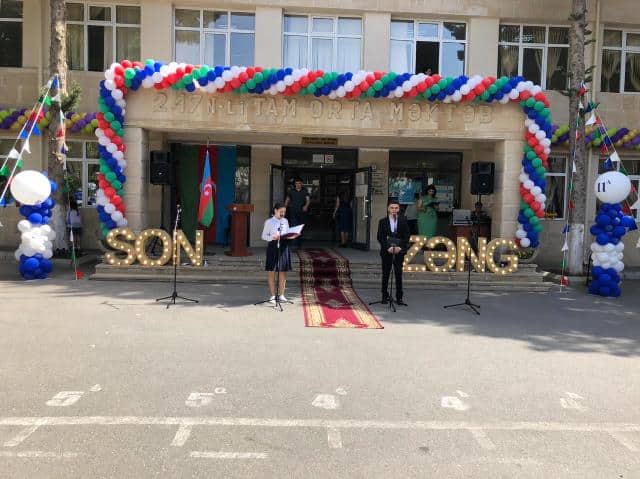 Nəsimi rayon tam orta məktəblərində “Son zəng” tədbirləri keçirildi.