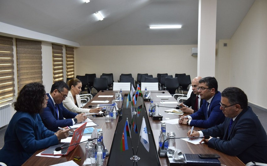 MEDİA-da Qazaxıstanın İnformasiya Komitəsinin sədri ilə görüş keçirilib