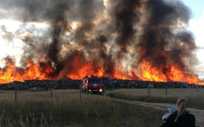 Fransada təlim atışları poliqonda yanğına səbəb olub