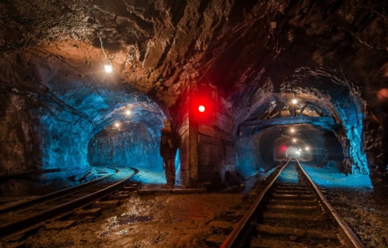 Türkiyədə mədəndə qəza olub, 10 nəfər yaralanıb