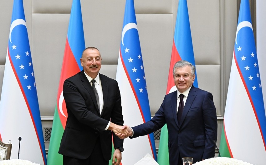 İlham Əliyev Özbəkistan Prezidentinə təşəkkür edib