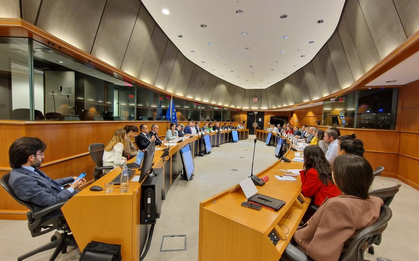 Azərbaycan nümayəndə heyəti NATO və BMT rəsmiləri ilə mina təhlükəsini müzakirə edib