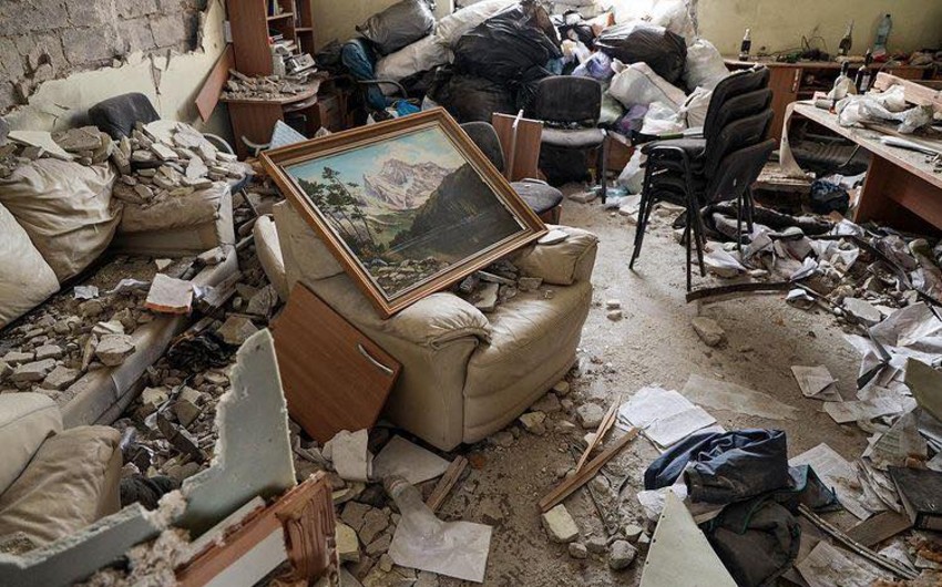 Ukraynada dinc sakinlər atəşə tutulub, 8 nəfər ölüb, onlarla insan yaralanıb