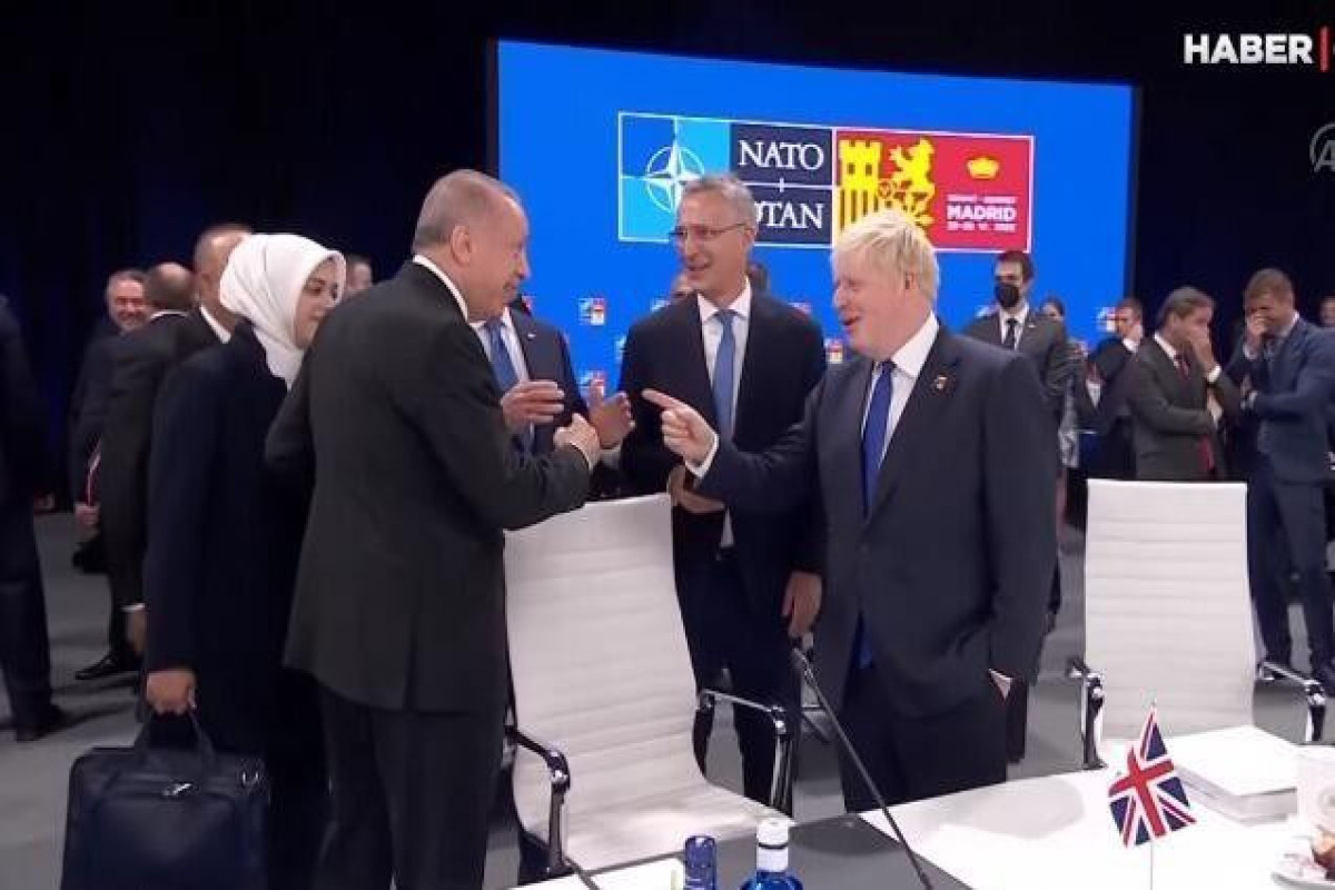 Ərdoğan Boris Consonla görüşüb