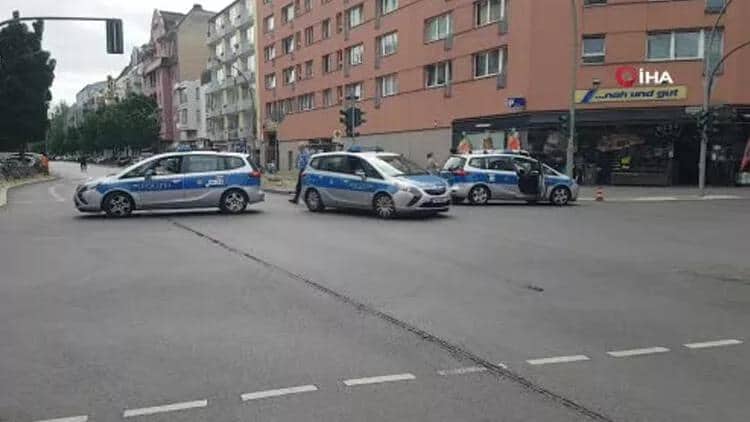 Berlində pul köçürmə maşını qarət edilib