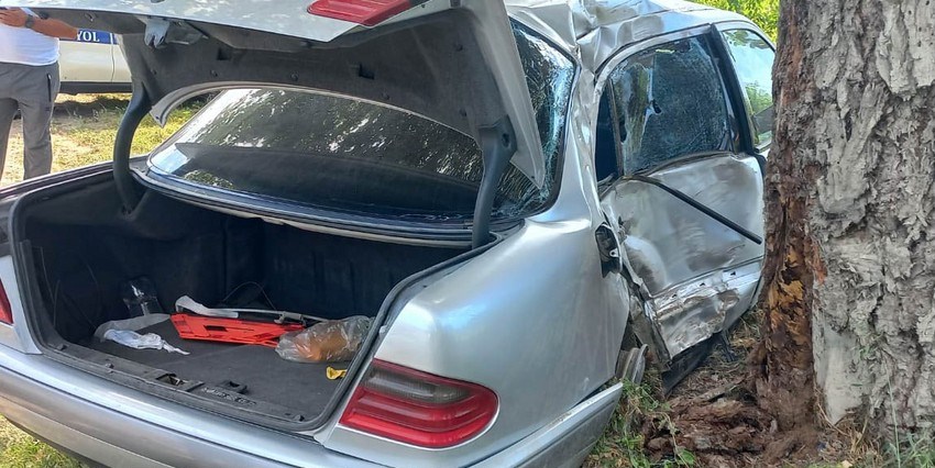 Sumqayıtdan Xaçmaza toya gedənlər qəzaya düşüblər: ölən və yaralananlar var