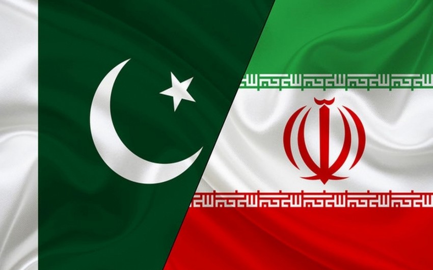 Pakistan Silahlı Qüvvələrinin rəhbəri İran Prezidenti ilə görüşüb