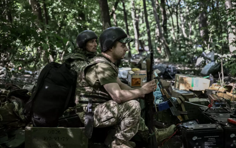 Rusiya Lisiçanskda möhkəmlənməyə çalışır