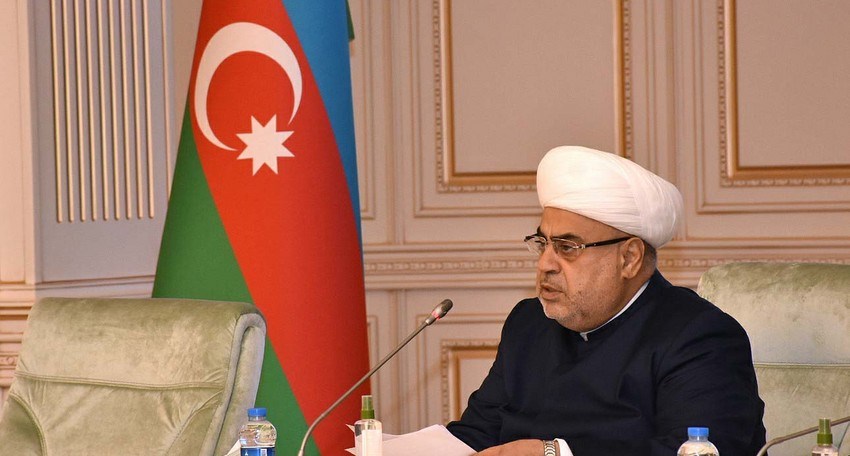 Allahşükür Paşazadə Londana gedir