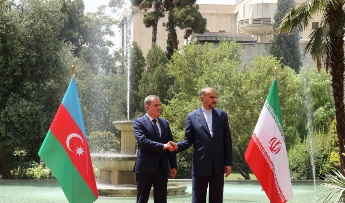 İran və Azərbaycan XİN rəhbərləri Tehranda görüşüb