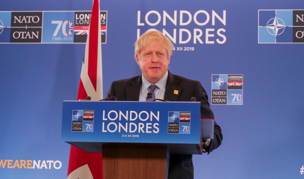 Britaniya Ukraynaya özüyeriyən artilleriya qurğuları verəcək