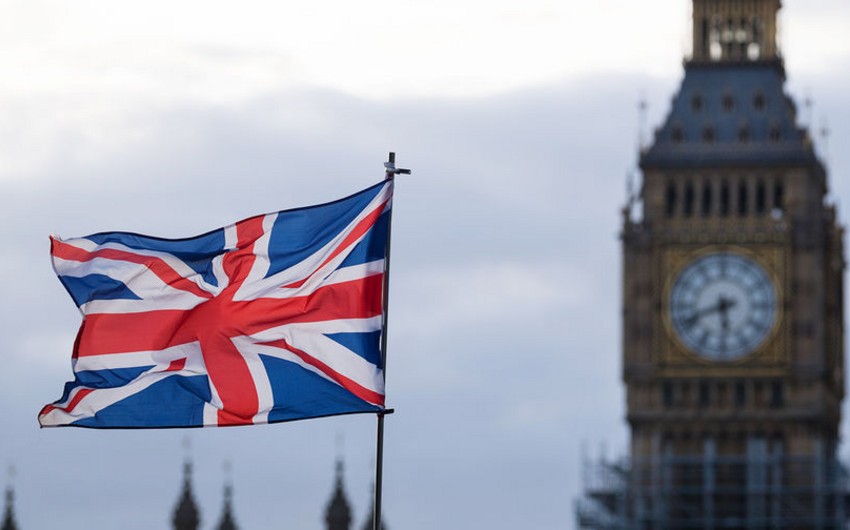 Britaniyada 6 nazir istefa verib