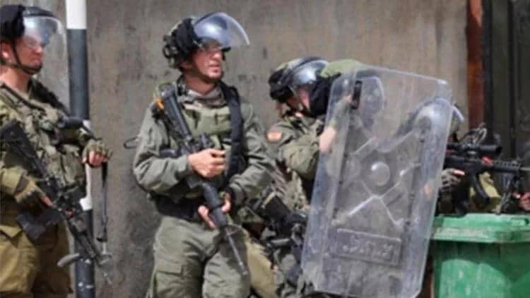 İsrail qüvvələri 40 fələstinlini həbs edib