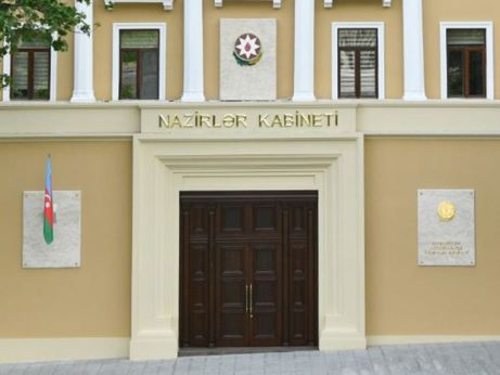 Nazirlər Kabinetinin şöbə müdiri milyonluq obyekt tikdirir - FOTOFAKT