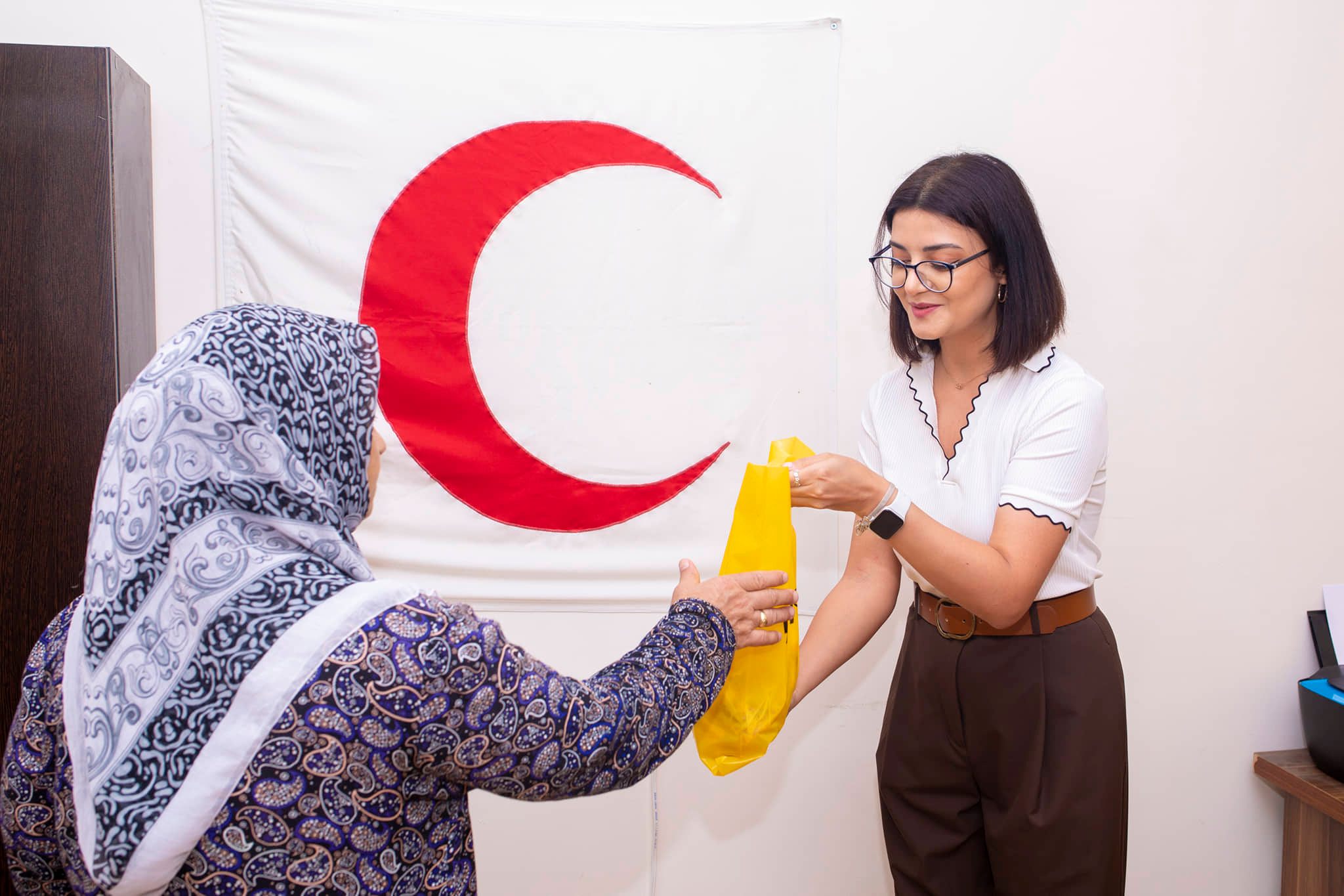 В преддверии Гурбан Байрамы Yelo Bank помог малообеспеченным семьям