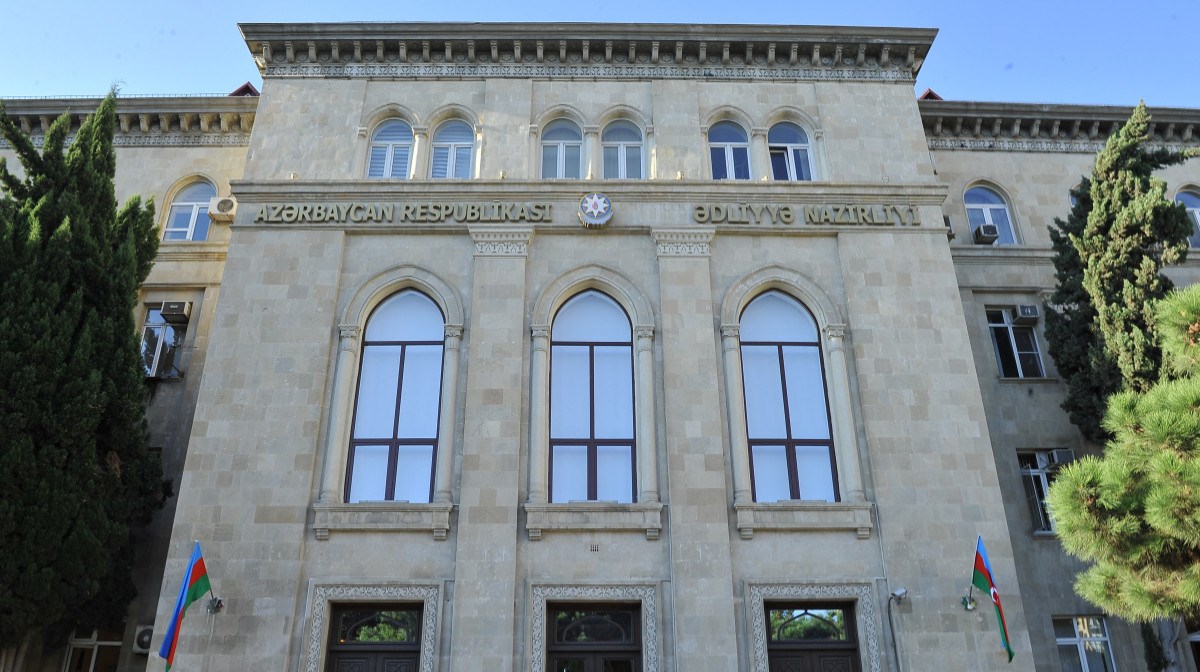 Ədliyyə Nazirliyi hərbçinin İcra idarəsində vəfatı ilə bağlı açıqlama yayıb