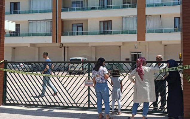 Türkiyədə kişi toydan iki gün sonra arvadını öldürdü