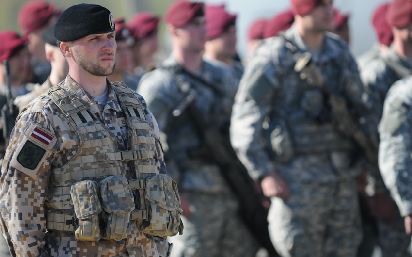 Президент Латвии не исключает вероятность увеличения военных расходов