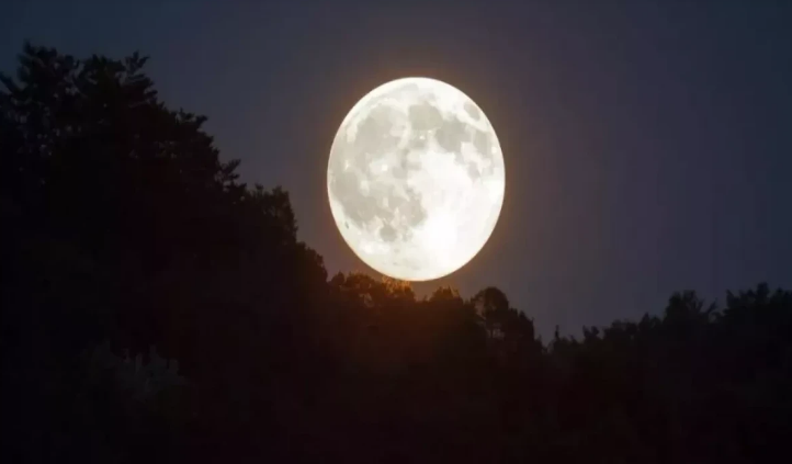 Bu gün Super Ay hadisəsi müşahidə olunub