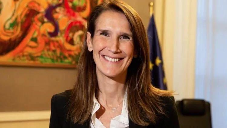 Dövlət katibi Wilmes xəstə arvadına qulluq etmək üçün istefa verdi