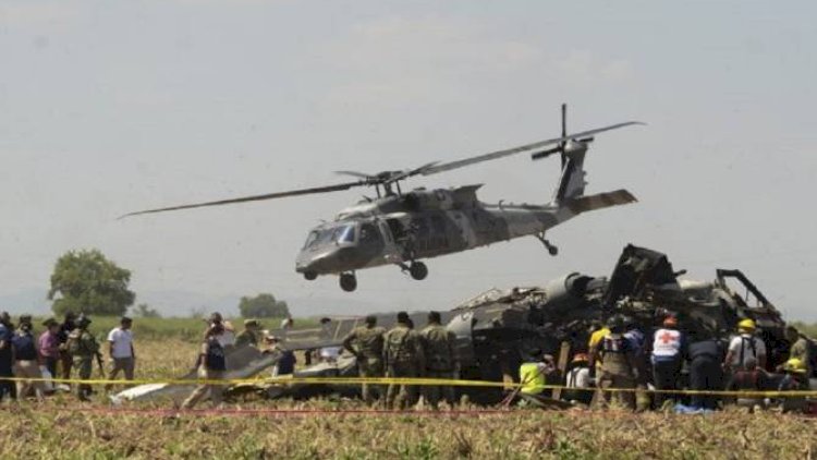 Meksikada helikopter qəzaya uğradı: 14 nəfər öldü