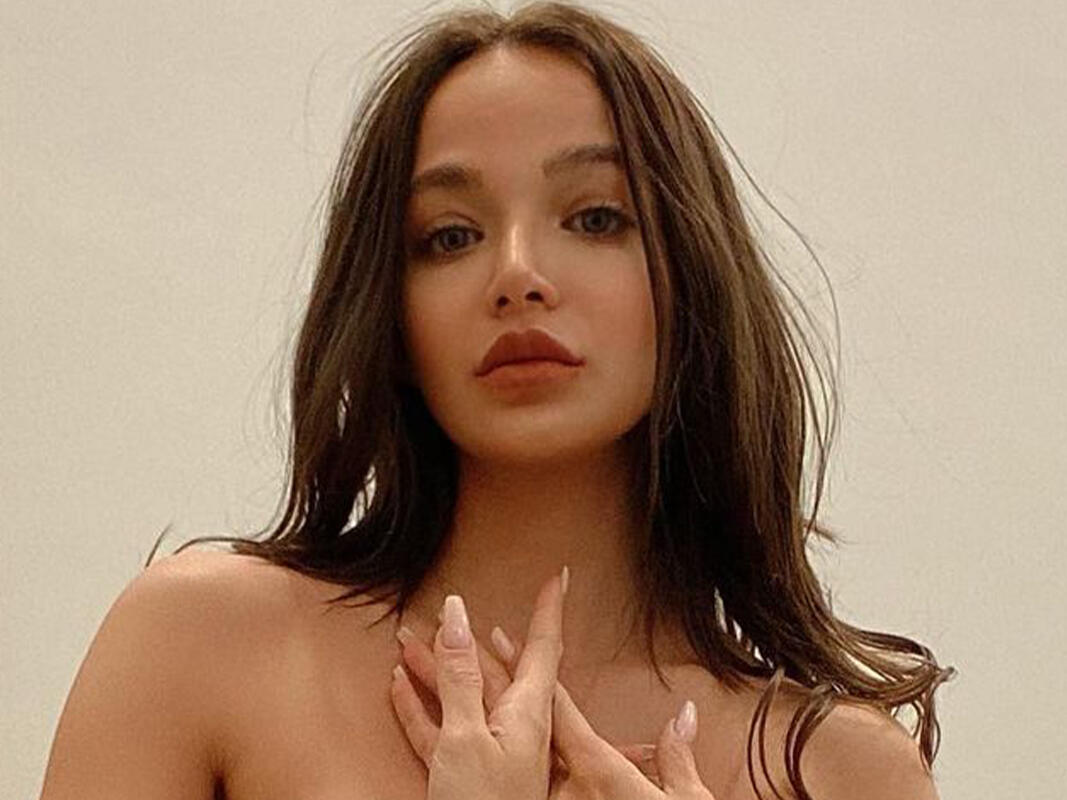 Səmra Pərvini biabır etdi : 