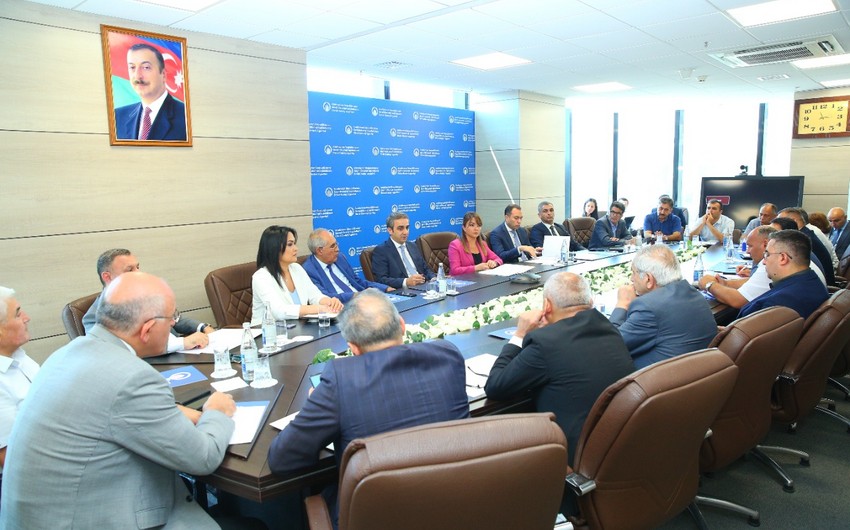 QHT-lərin fəaliyyətini tənzimləyən qanunvericiliyin təkmilləşdirilməsi ilə bağlı ictimai müzakirə keçirilib